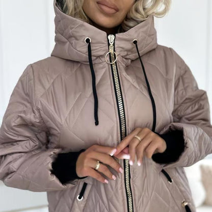 ❄️Winter Specials❄️ Modischer hüftlanger Parka-Mantel für Frauen mit hohem Halsausschnitt